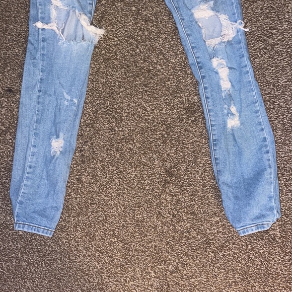 Stretchy High Rise Ripped Skinny Jeans - Picture 3 of 5